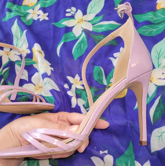 Madden Girl strappy sandals - Picture 2 of 8